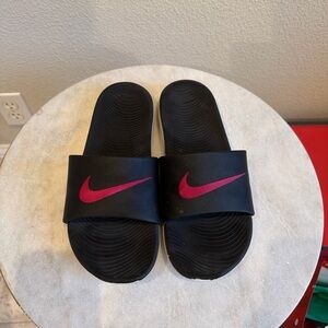 Nike Black and Pink Women's Sandals